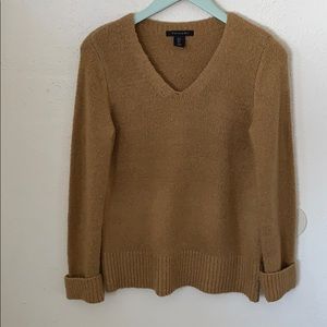 Tahari sweater